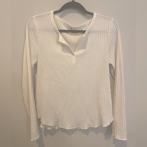 XL BP. White blouse.